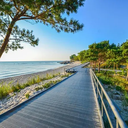 Right By The Sea, Apartment *